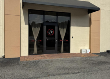 Salon exterior detail 1